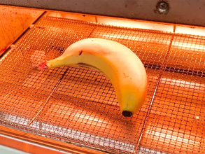 バナナをトースターに入れて『15分』　砂糖を使わなくても「格別に甘い！」