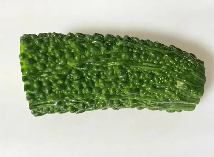 ゴーヤを『おにぎり』に入れると…　シャキシャキ食感で「食べる手が止まらない」