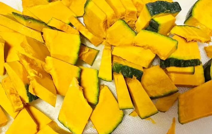 レンチンで作るカボチャの副菜　食べた夫が「これはウマい！」