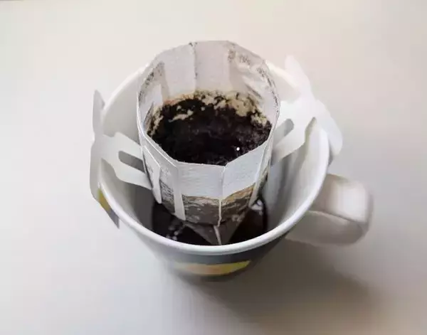 「ドリップコーヒーが専門店の味に！　淹れ方を変えるだけで「簡単すぎる」」の画像