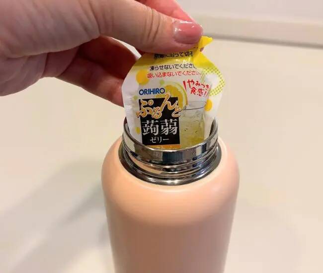 保冷バッグは使いません！　外出先でもゼリーがキンキンに冷える裏ワザ