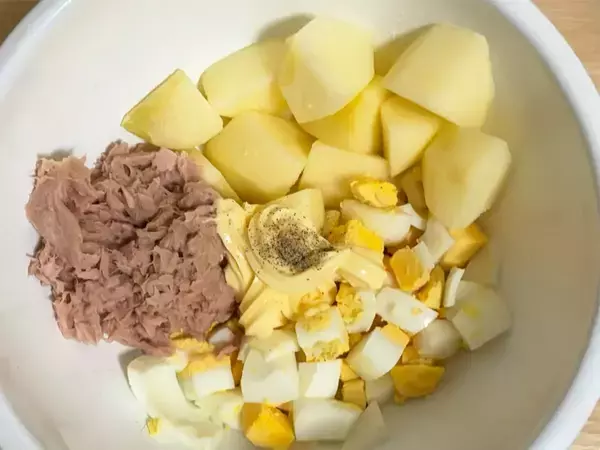 ツナマヨに『2分の1個』混ぜてみて　シャキシャキ食感とやさしい甘みプラスで「いつもと違う！」