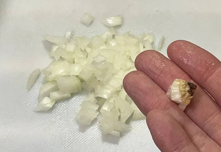 みじん切りの『失敗率』が激減　タマネギの切り方に「不器用でもできた！」「大満足」