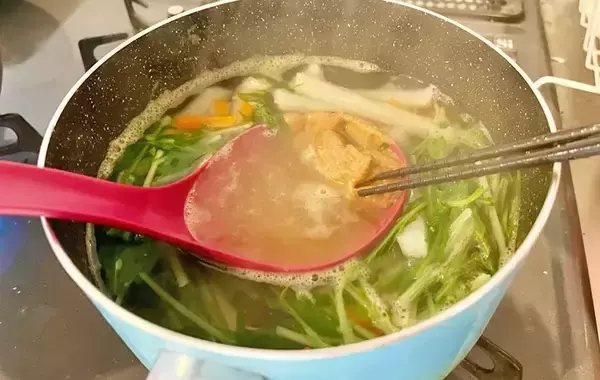 「いつもの味噌汁に『ちょい足し』するだけで？　夫が「もっと食べたい」とおかわり！」の画像