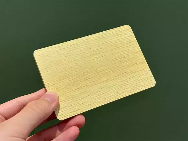 110円で買った『ホワイトボード』　玄関やデスクで活躍する使い方が、こちら