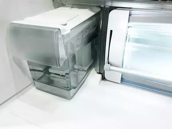 「「店みたいな氷」はどうやって作る？　冷蔵庫メーカーにコツを聞いた」の画像