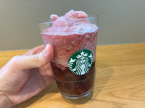 【レビュー】スタバの新作飲んでみた！　夏に合うシャリシャリ食感が「ご褒美にピッタリ」