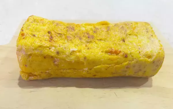 「玉子焼きに入れた「小さじ1」の隠し味　ご飯がすすむ味つけに、夫も子供もハマった！」の画像