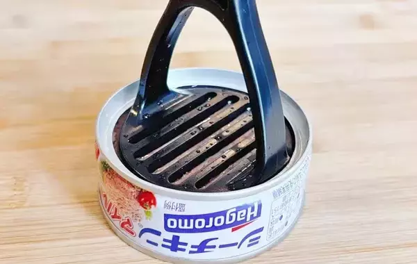 「「このために作られたの？」　マッシャーの『じゃない使い方』で洗い物が減った！【100均】」の画像