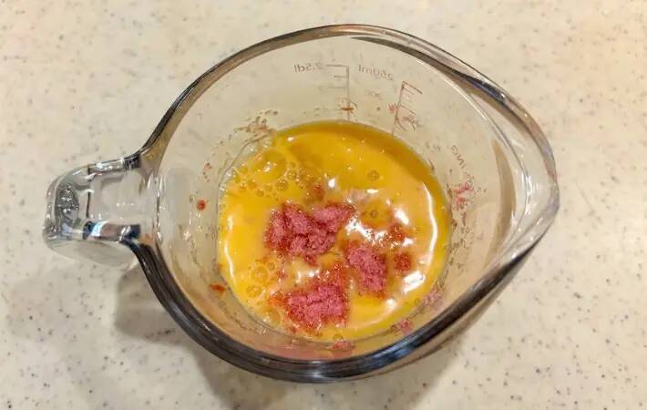 玉子焼きに『大さじ3杯』入れてみて！　しっとり甘くなって「これはハマる」