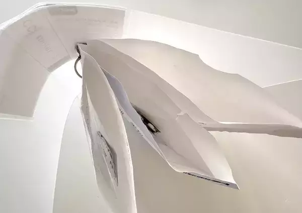 「処方薬の袋に『穴』を開けて…　画期的な保管方法に「分かりやすくて便利！」」の画像