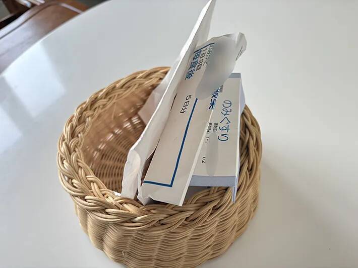 処方薬の袋に『穴』を開けて…　画期的な保管方法に「分かりやすくて便利！」