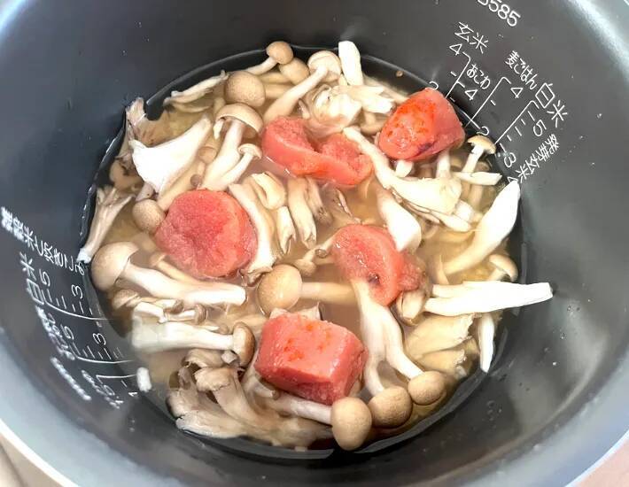 明太子を5等分にして？　炊飯器が大活躍“カンタン”炊き込みごはん