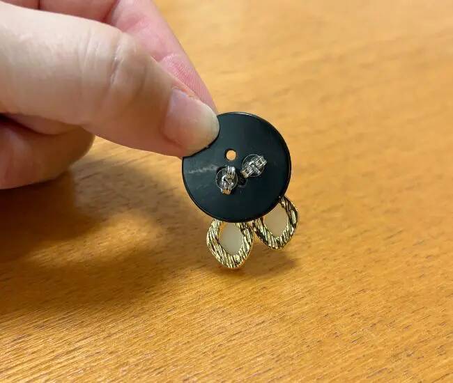 予備のボタン、余らせてたらもったいない！　活用法に「すごい」「便利だわ」