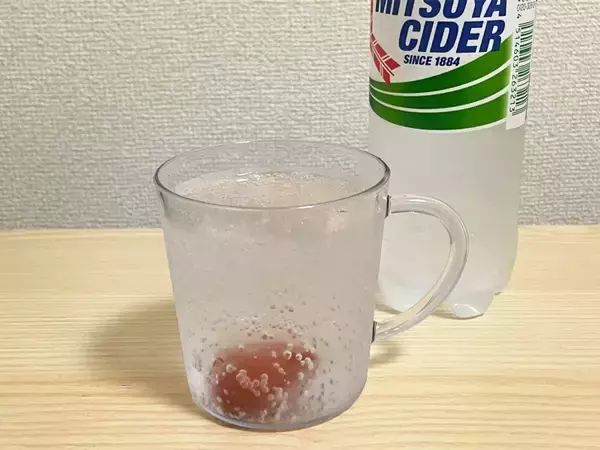 『氷不要』の冷たいサイダー　変わりに入れた食材に「シャリシャリ食感」「味が薄まらない」