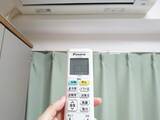 「蒸し暑い日は冷房と除湿、どっち？　ダイキンが教える「おすすめの使い分け」は…」の画像1