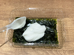 韓国海苔にご飯、ではなく？　意外な『白い食べ物』の正体に「本当に合うの？」