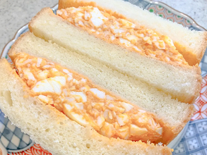 ゆで卵に『大さじ2杯ずつ』入れてみて！　サンドイッチにしたら「2日連続で食べちゃった」