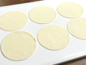 ピーマンに『餃子の皮』をかぶせたら…　できたおかずに「パリパリで美味！」【アレンジ4選】