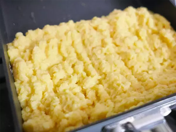 「食パンよりいいかも！　時短フレンチトーストの再現度が高すぎて言わなきゃバレないレベル！」の画像