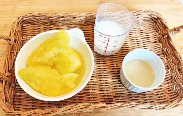 「お盆で余った『果物』を消費！　ジッパー袋に入れて揉むだけで「ぜいたくオヤツの完成」」の画像