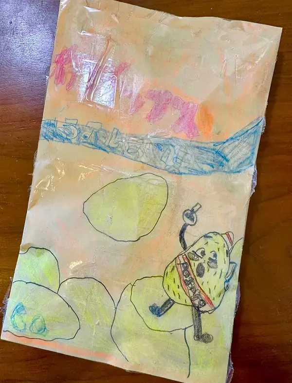 「小学１年生の『工作』に反響！　使われていたものが…」の画像