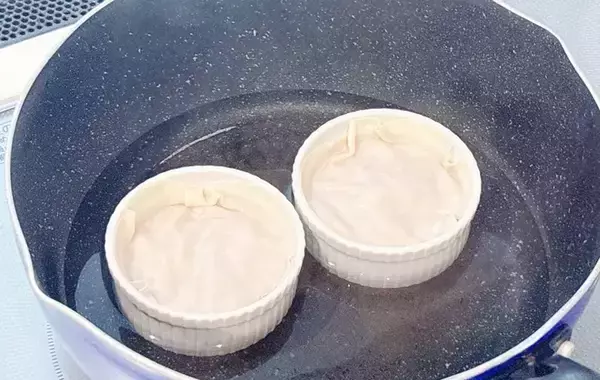 「包まずに時短！　小籠包の作り方が…？「手間がかからない」「肉汁たっぷり」」の画像