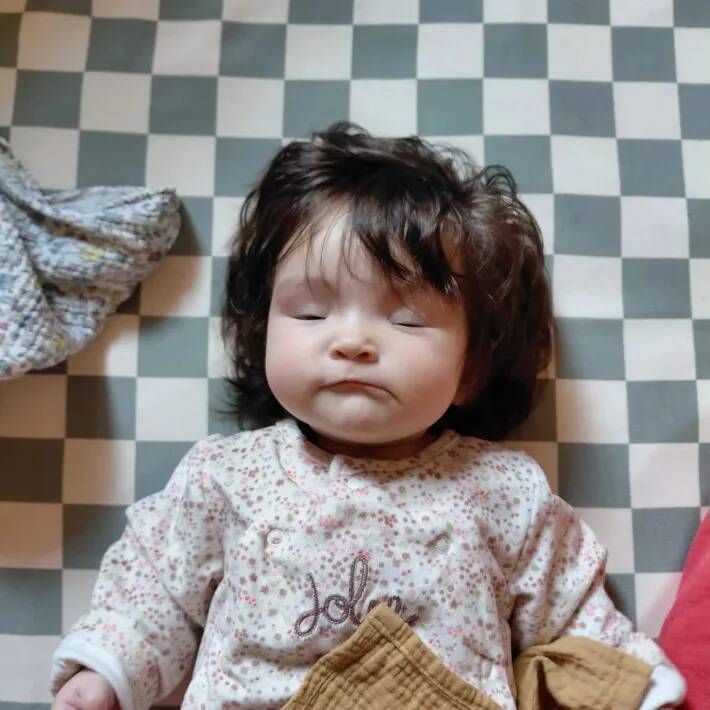 「こんな子、見たことない！」　生まれた瞬間、誰もが驚いた赤ちゃんの『姿』とは？