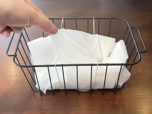 「使い捨て手袋の残量が分かりにくい…　収納を見直したら「取り出しやすい」「中身が見える」」の画像
