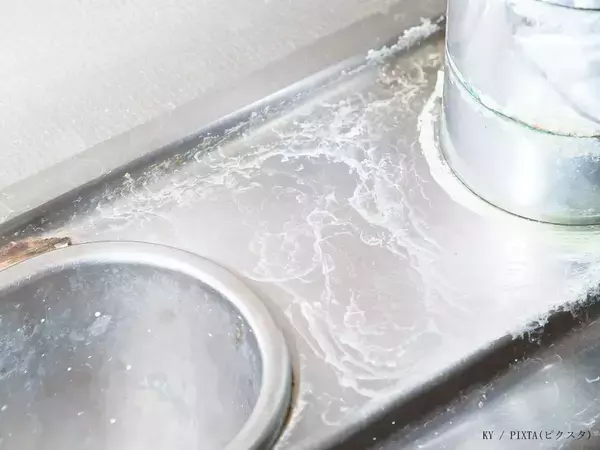 アース製薬に聞いた！　蛇口や鏡についた「ガンコな水垢」の対策方法は？