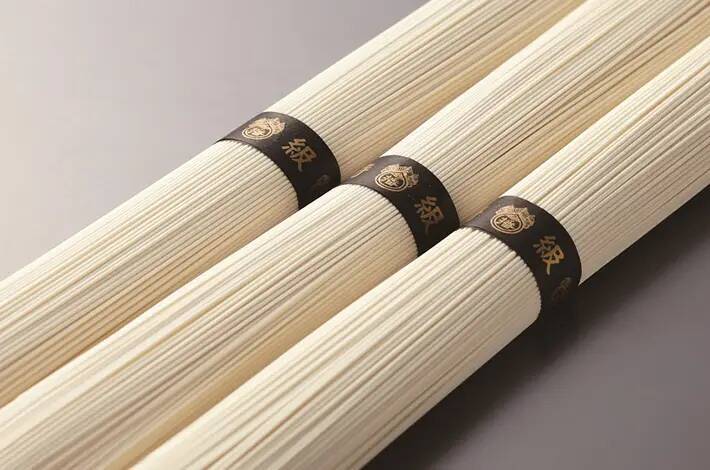 今年買った『そうめん』、来年まで持つ？　揖保乃糸に聞いた正しい保存方法とは