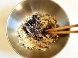 「家にある材料でOK！　レンチン3分で完成「エノキの副菜」に家族が喜んだ」の画像1