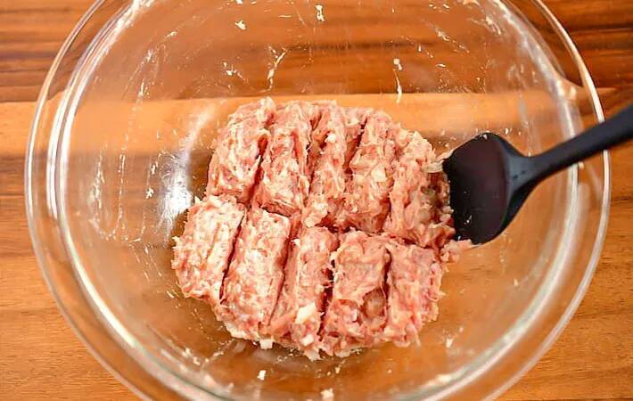 豚ひき肉を包んだのは？　管理栄養士のアイデアおかずに「さっぱりしてヘルシー」