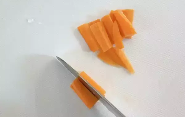 「電子レンジで作る『野菜炒めず』　味つけに1個、入れたのは？「あっさりしておいしい」」の画像