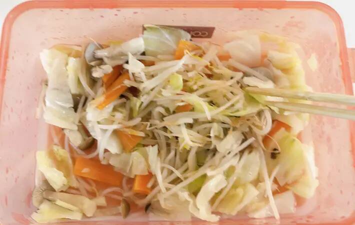 電子レンジで作る『野菜炒めず』　味つけに1個、入れたのは？「あっさりしておいしい」