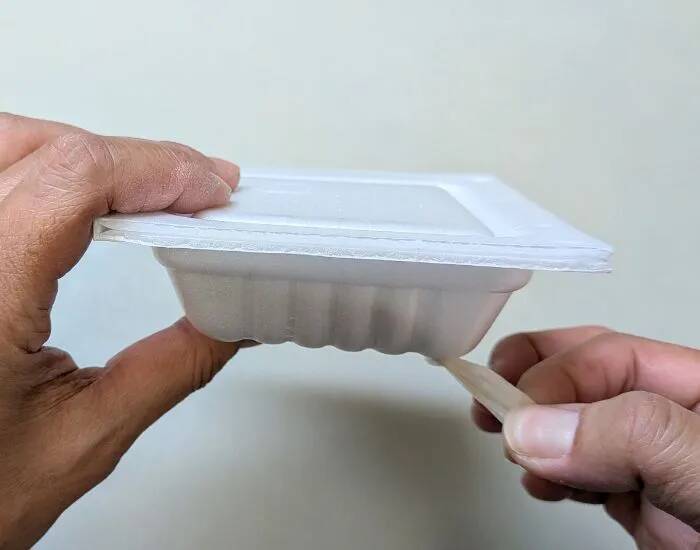 意外と万能で驚いた！　納豆フィルムの活用法に「毎回やりたい」「便利すぎ」