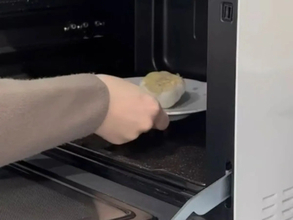 『レンジで30秒』　ニンニクをまるごとレンチンすると…？　「すごい」「これは試したい」