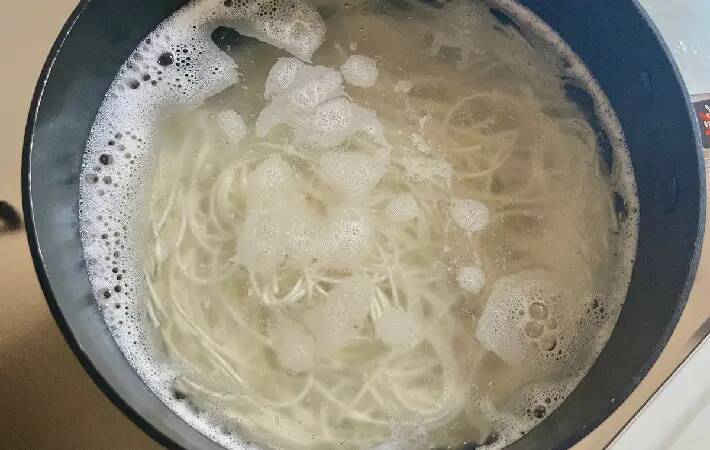 「また食べたい」と夫にヒット！　そうめんの意外なつゆに「めんつゆより好きかも」