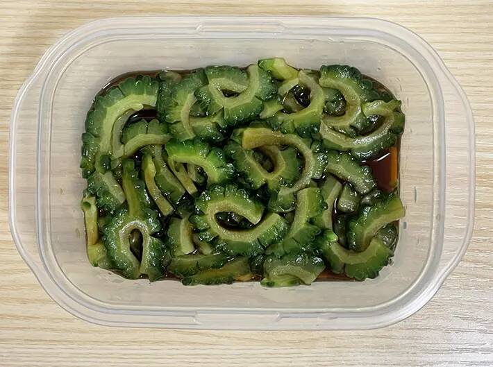 ゴーヤに『味ぽん』をかけて　2時間後に「箸が止まらない」「ご飯に合いそう」