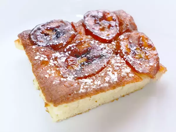 「ホットケーキミックスを『玉子焼き器』で焼いたら…　オーブン不要で“しっとりケーキ”完成！」の画像