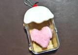 「ダイソー『ケースキーホルダー』の使い方　小物やお菓子を入れるだけで？「便利でかわいい」」の画像7