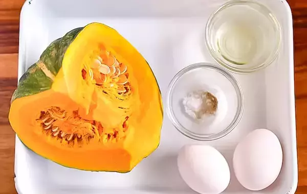 「卵2個と混ぜたのは…？　できた玉子焼きが「砂糖も出汁もいらないかも！」【秋レシピ】」の画像