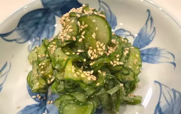 「大葉とキュウリを混ぜて…　残暑にピッタリの簡単副菜に「2本ペロリ」【作り置きレシピ】」の画像