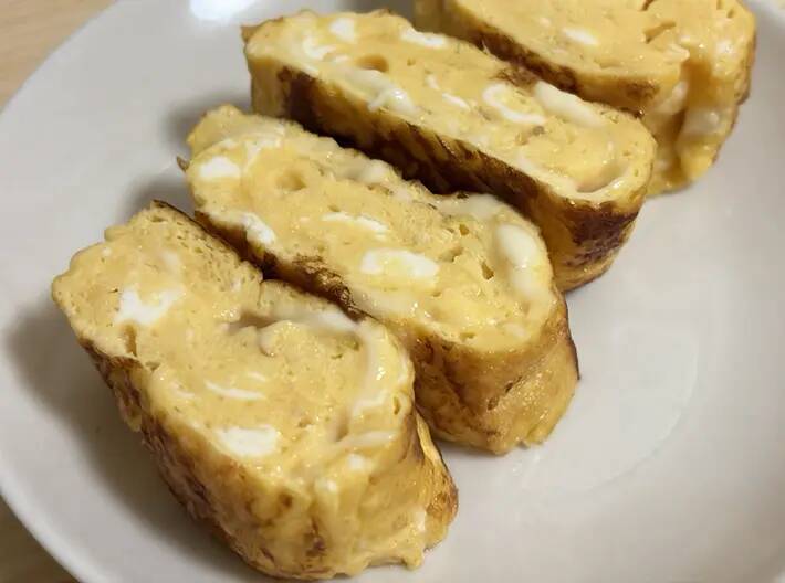 『1缶分』の余った油で玉子焼きを焼いてみると？　旨味とコクが増して「いつもと違う」「濃厚」