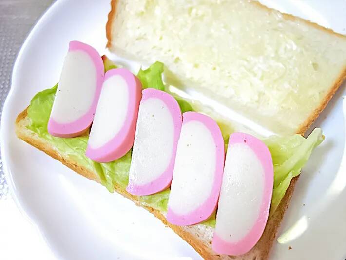おせちに飽きたら作ってみて！　家族が完食した『かまぼこサンド』がぴったり