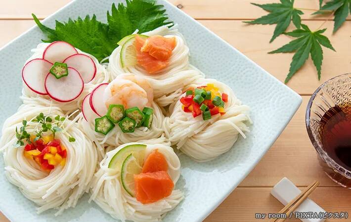 そうめんをゆでた後に『氷水』『流水』←オススメできないのはどっち？　メーカーに聞いた