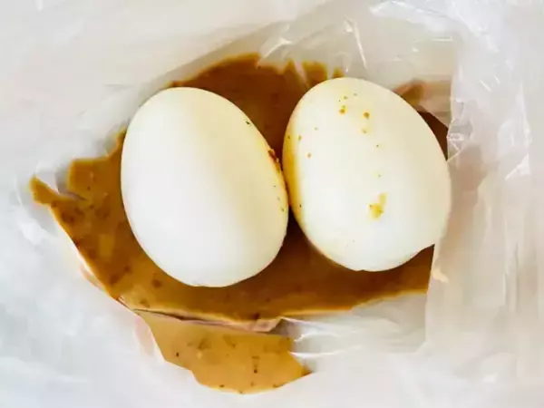 めんつゆに『大さじ2杯』足してみて！　味玉がコク旨になって「次はもっと作る」