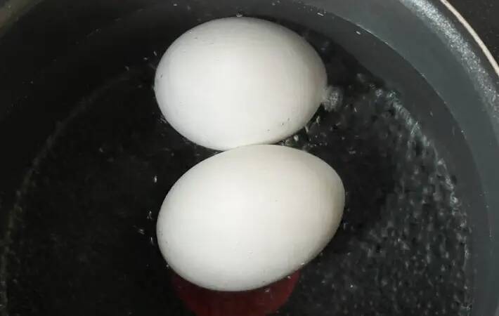 めんつゆに『大さじ2杯』足してみて！　味玉がコク旨になって「次はもっと作る」
