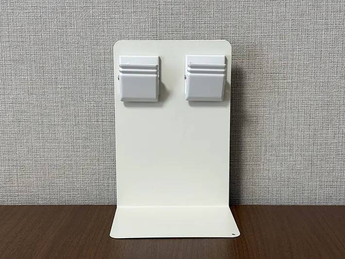 ブックエンドにマグネットクリップをくっつけると便利！　キッチンで役立つ活用法が、こちら