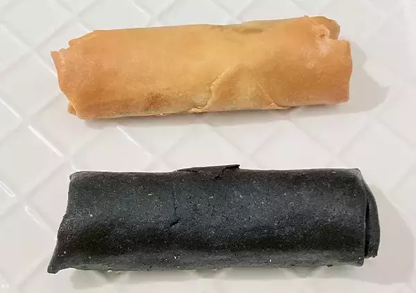 「“真っ黒な春巻き”にビックリ！　『セブン新作惣菜』を実食レポート」の画像